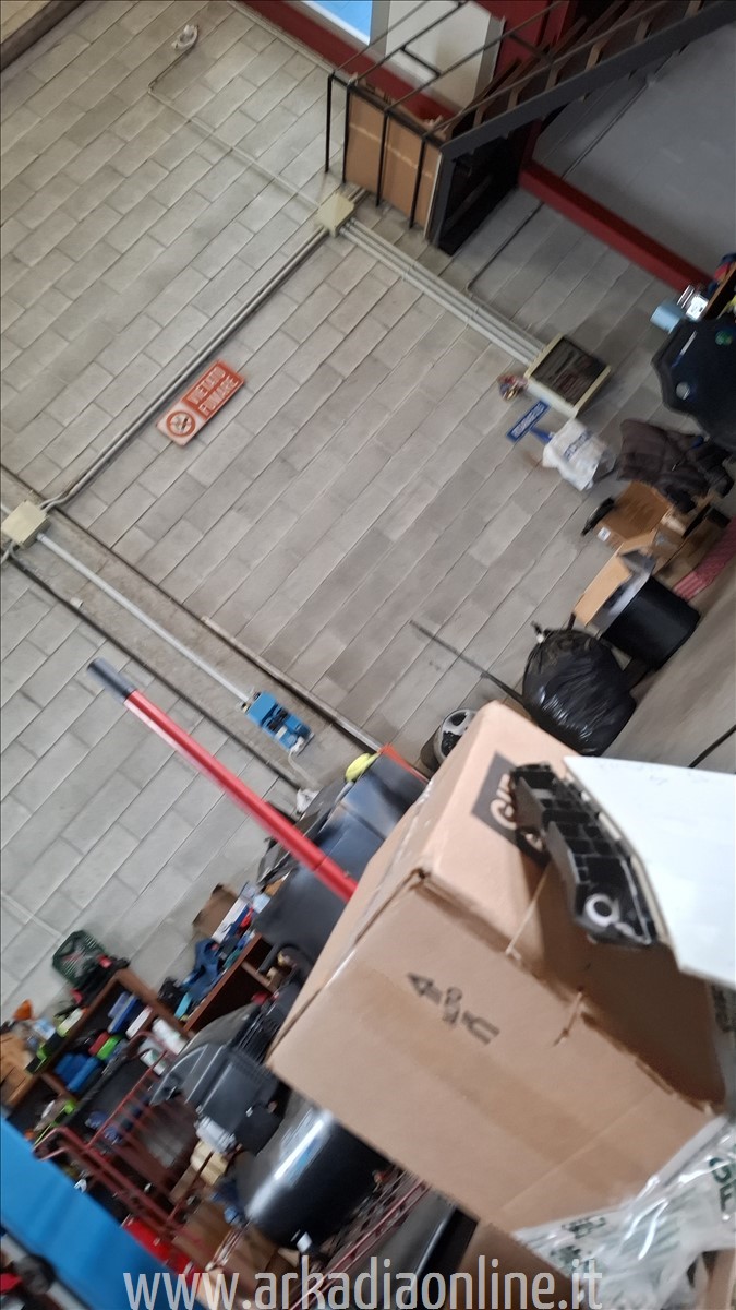 Capannone in vendita, Gragnano Trebbiense gragnanino