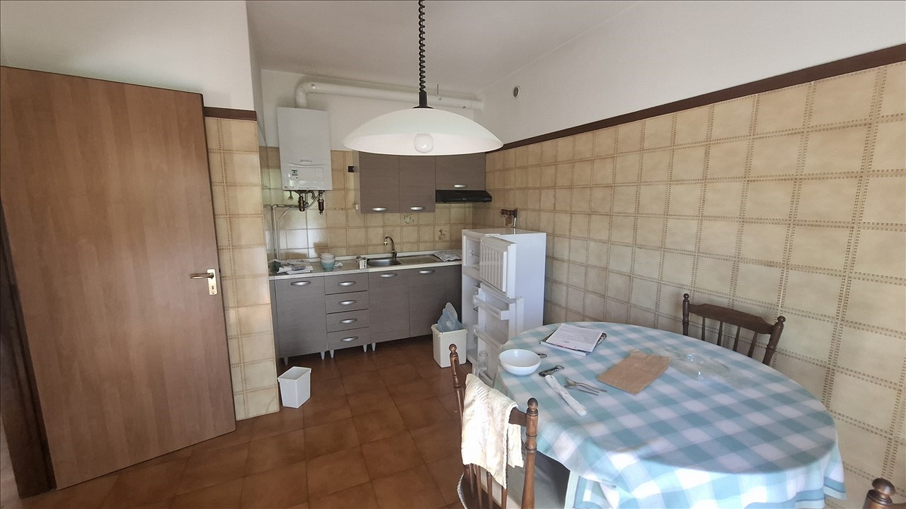 Appartamento con box a Agazzano