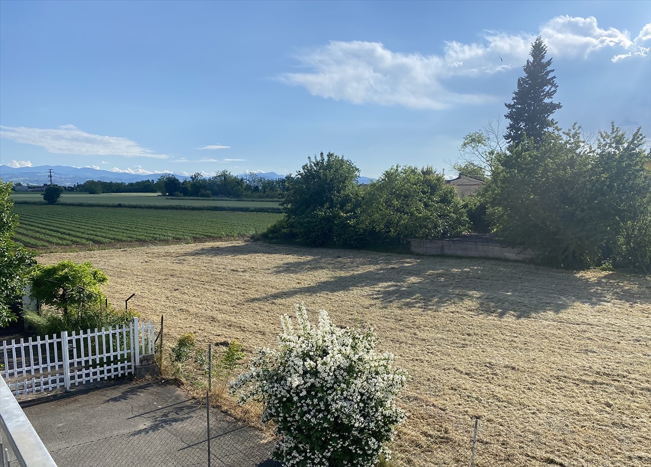 Casa indipendente con giardino, Pontenure valconasso