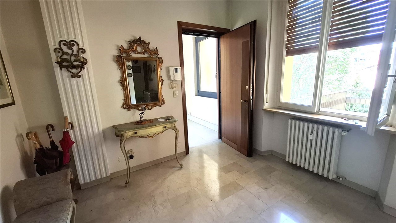 Appartamento con box, Piacenza raffalda