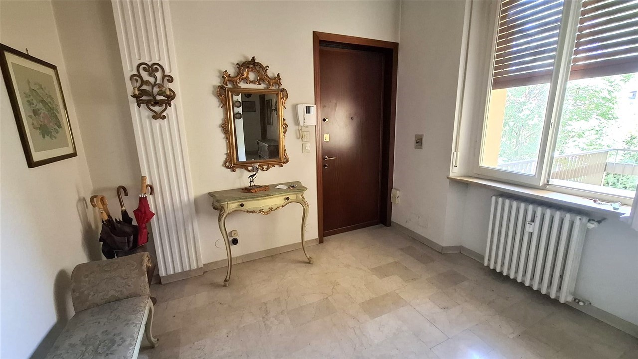 Appartamento con box, Piacenza raffalda