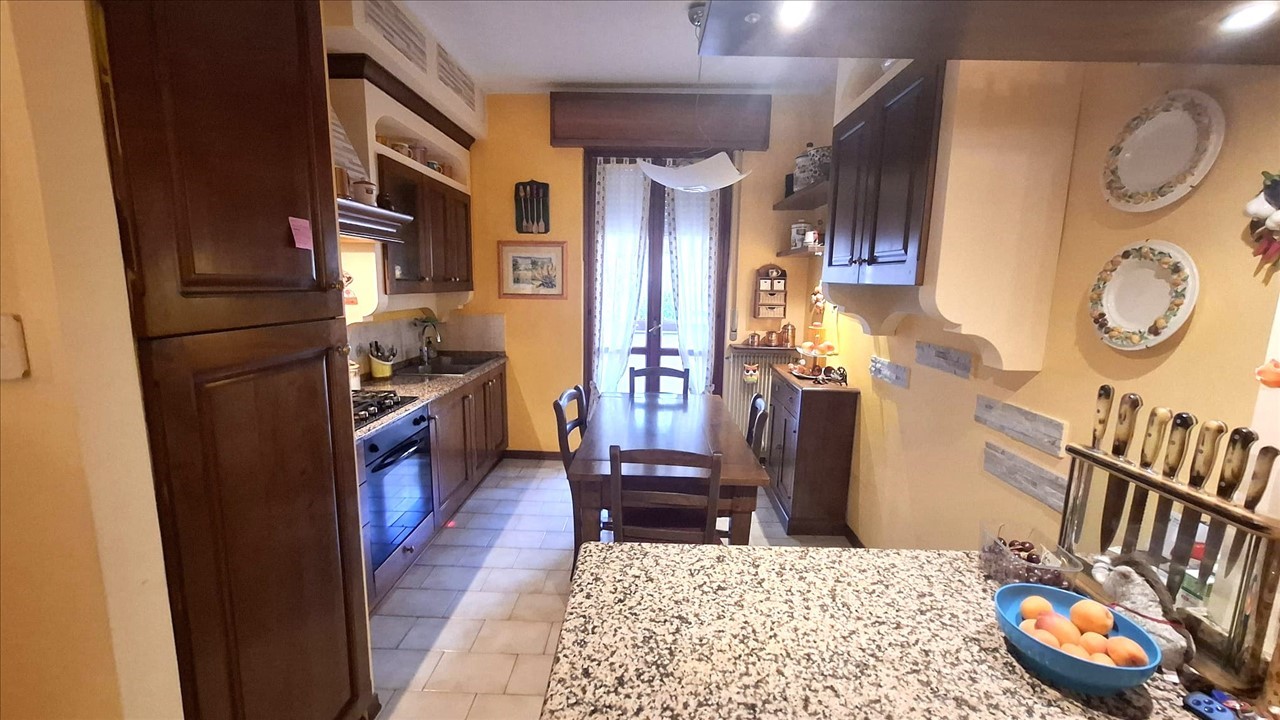 Appartamento con box, Piacenza besurica