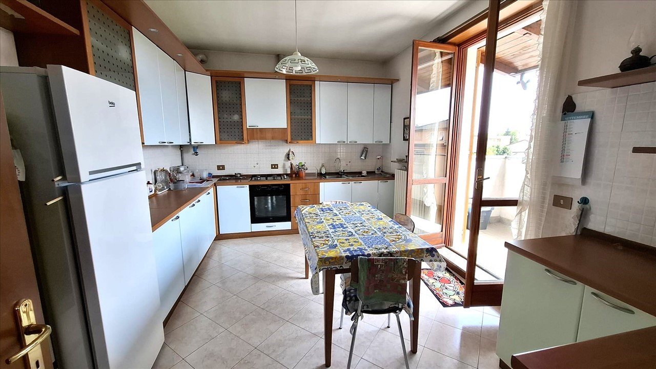 Appartamento con box a San Giorgio Piacentino