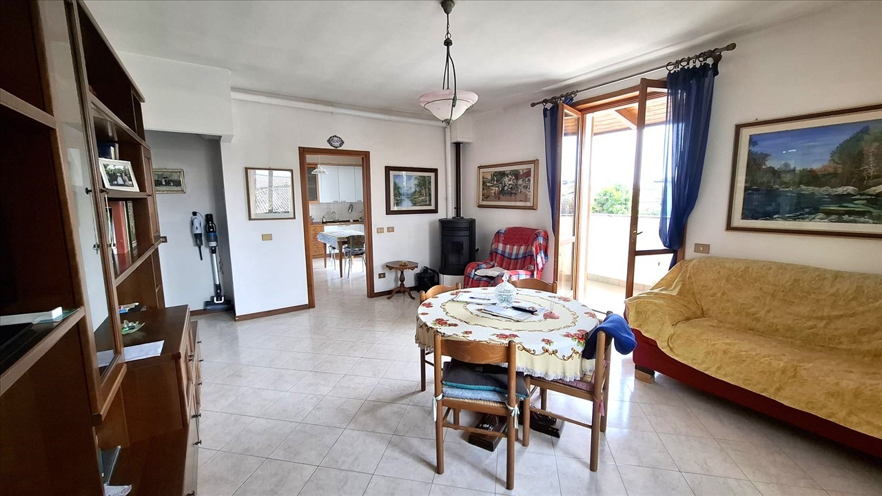 Appartamento con box a San Giorgio Piacentino