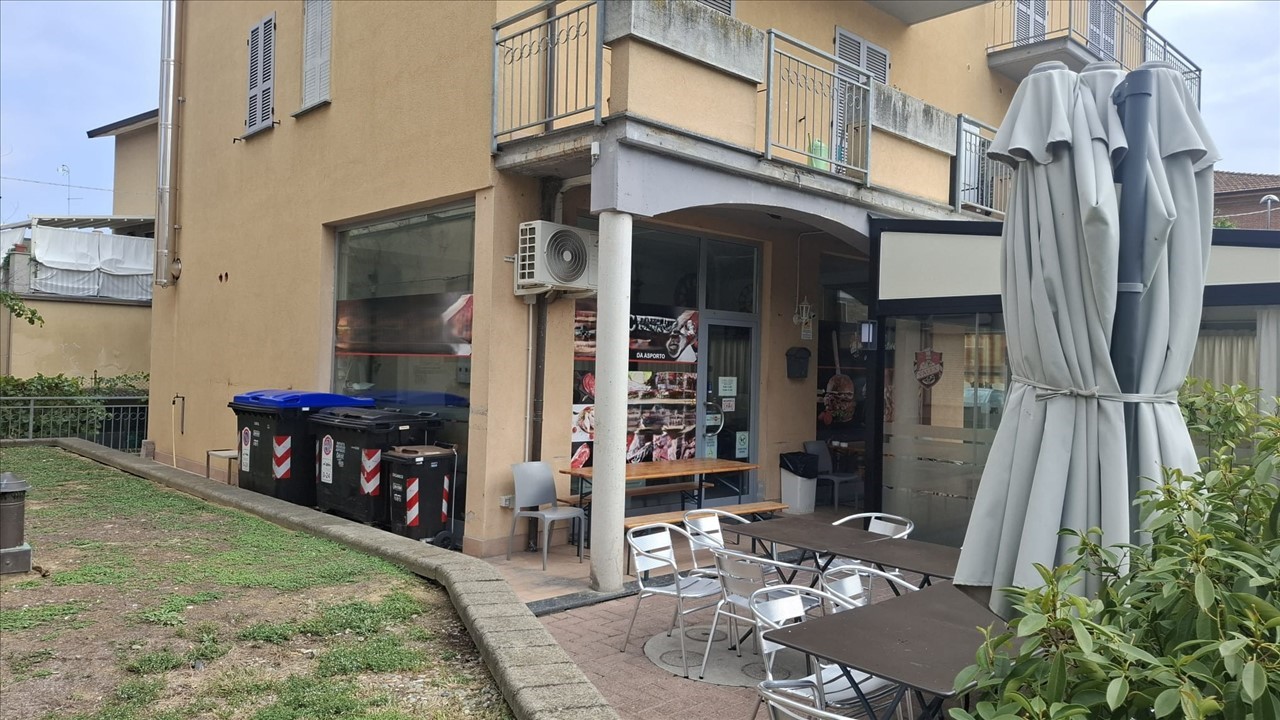Negozio in vendita a San Giorgio Piacentino