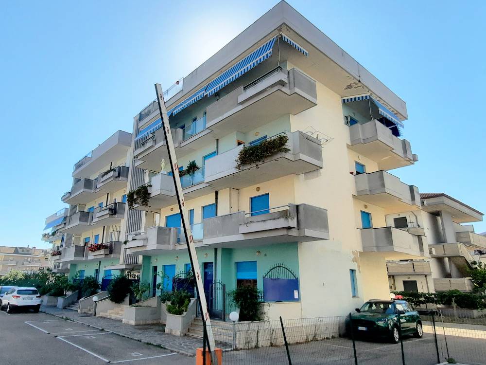 Appartamento in vendita a Alba Adriatica, Zona Mare