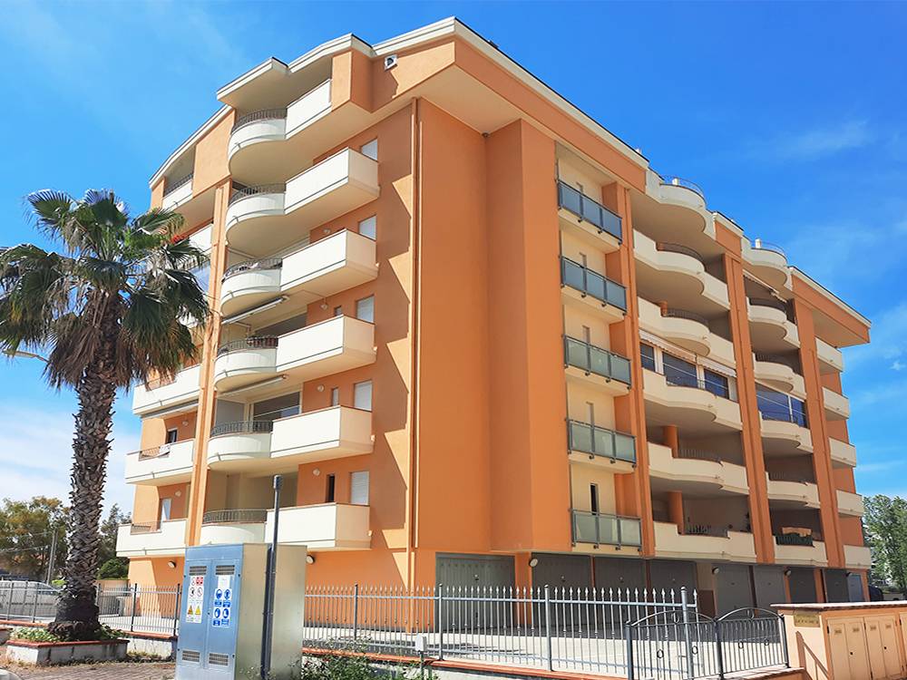 Appartamento in vendita a Alba Adriatica, Zona Mare