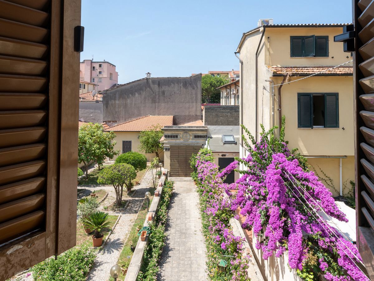 Casa indipendente con giardino a Viareggio
