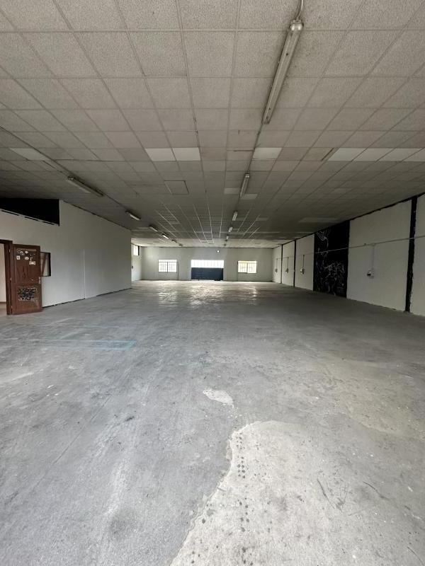 Capannone classe A4 a Venezia