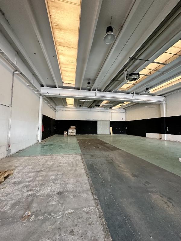 Capannone classe A4 a Venezia