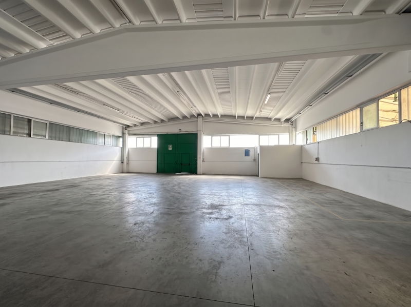 Capannone classe A4 a Santa Maria di Sala