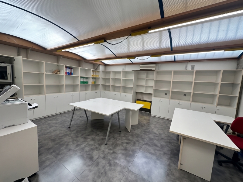 Capannone classe A4 a Santa Maria di Sala