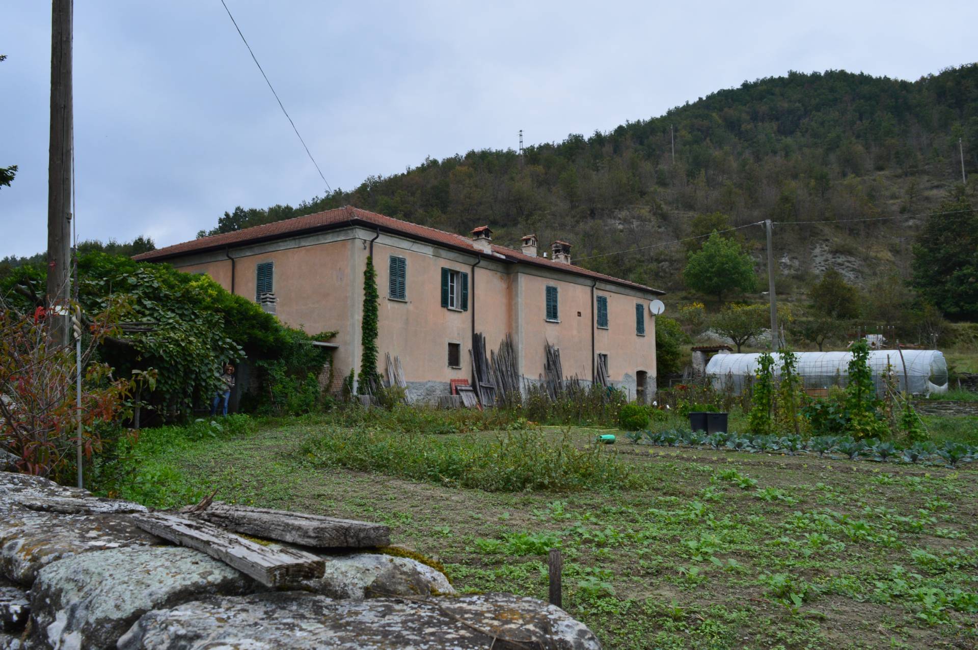 Casa indipendente con box, Dego brovida chiesa