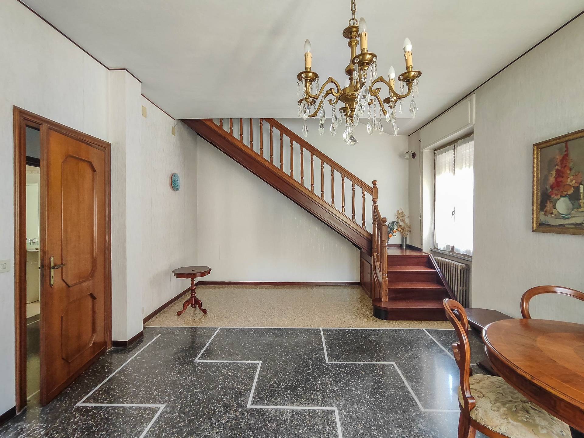 Villa bifamigliare in vendita a Cairo Montenotte