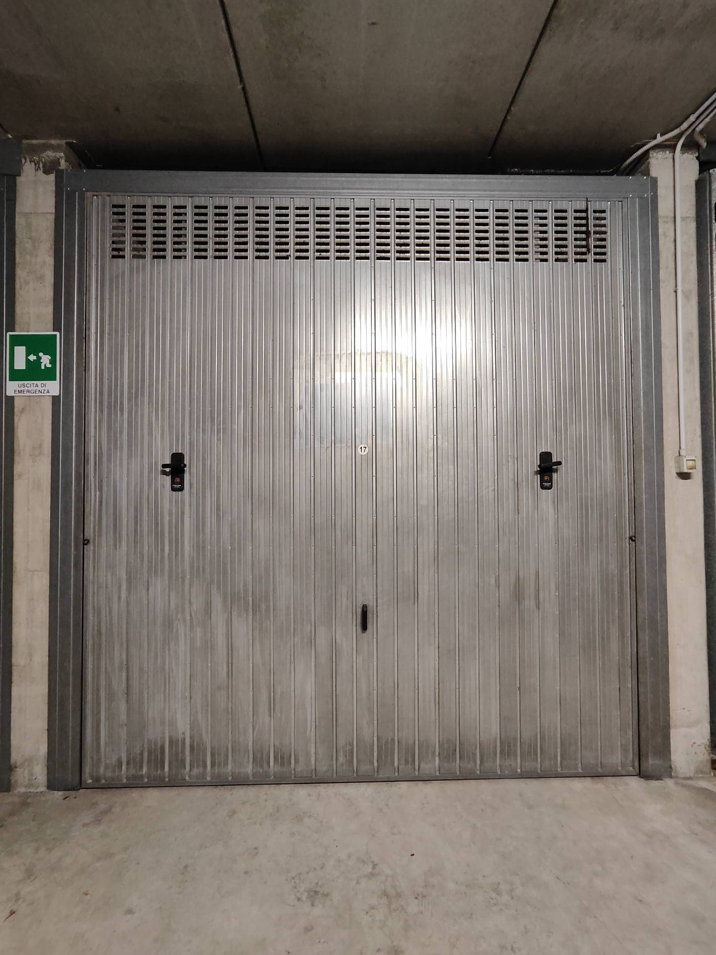 Box o garage in vendita a Cairo Montenotte