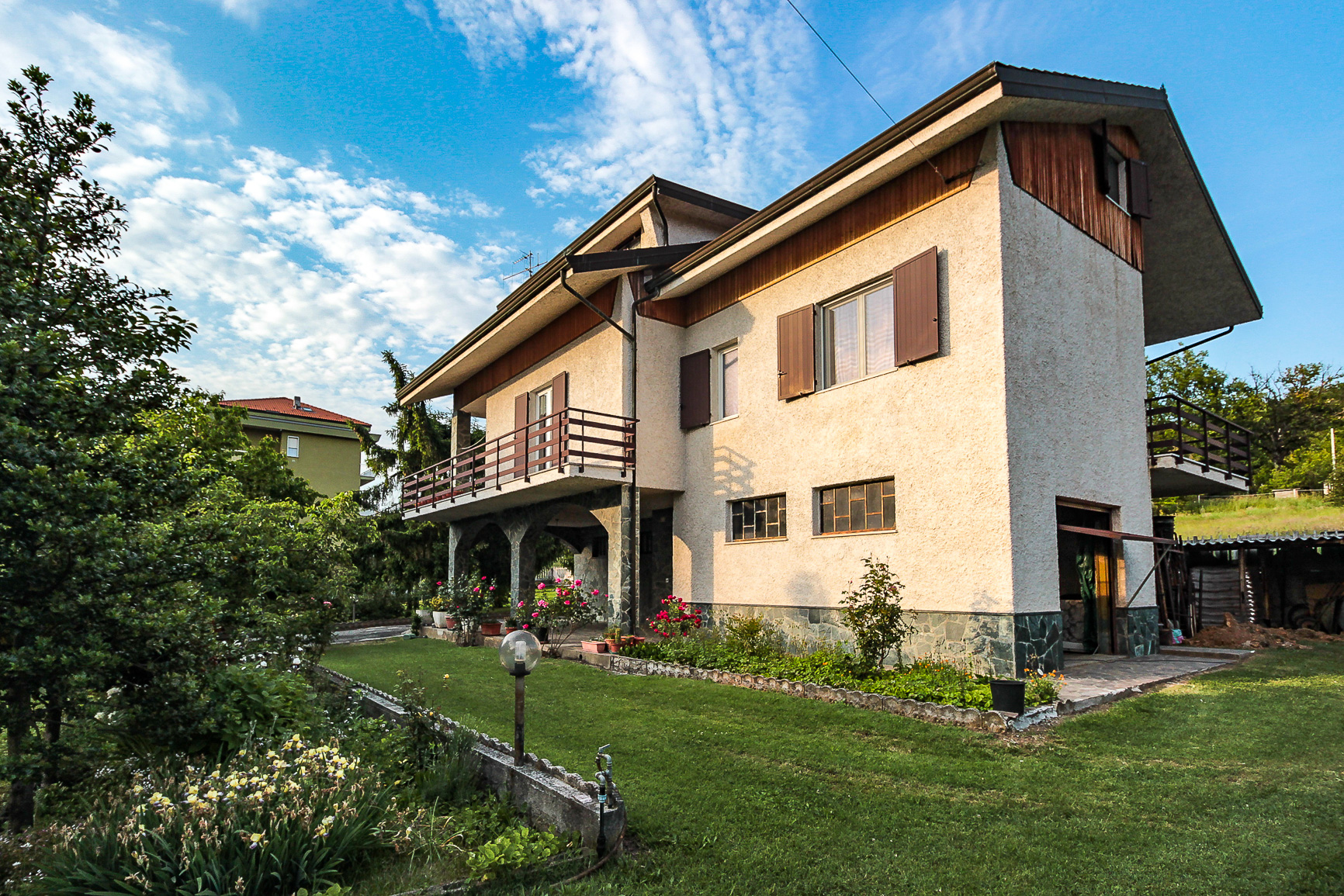 Villa in vendita a Cairo Montenotte