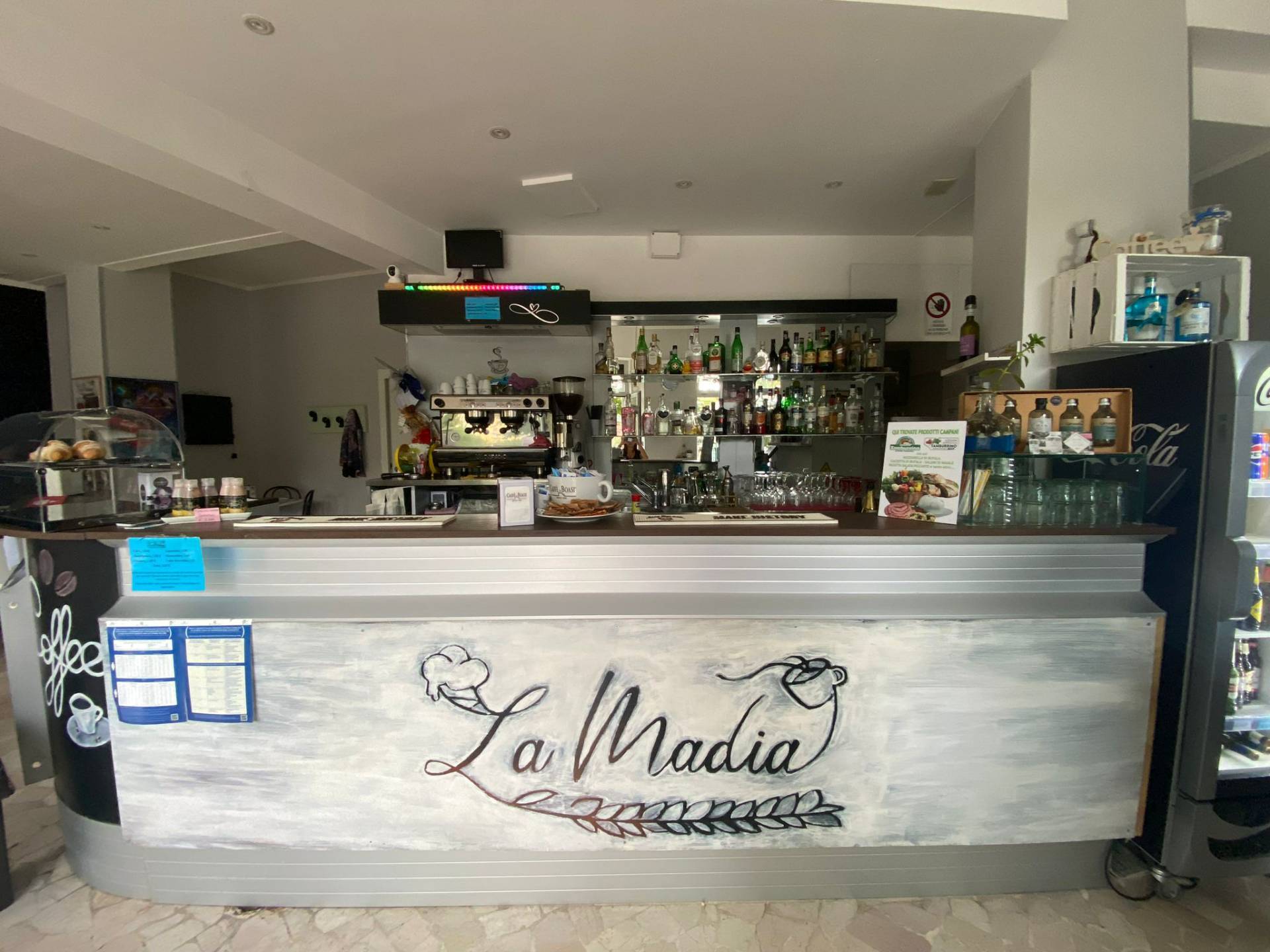 Attivit commerciale in vendita a Cairo Montenotte