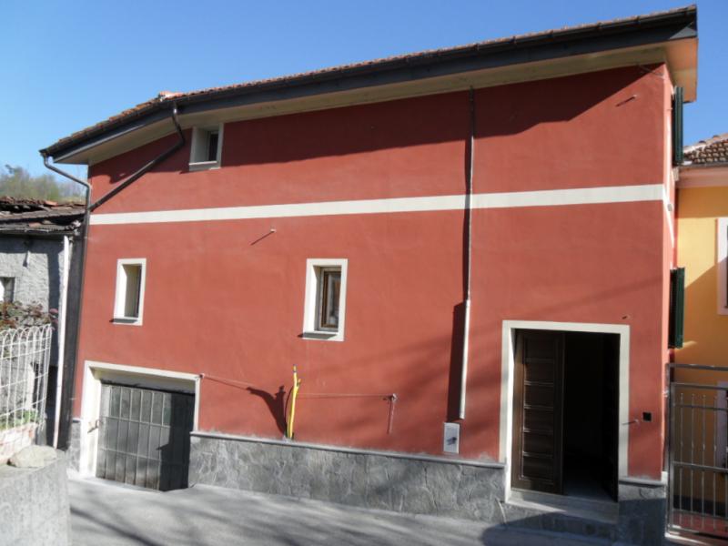 Casa Semindipendente in vendita a Cairo Montenotte