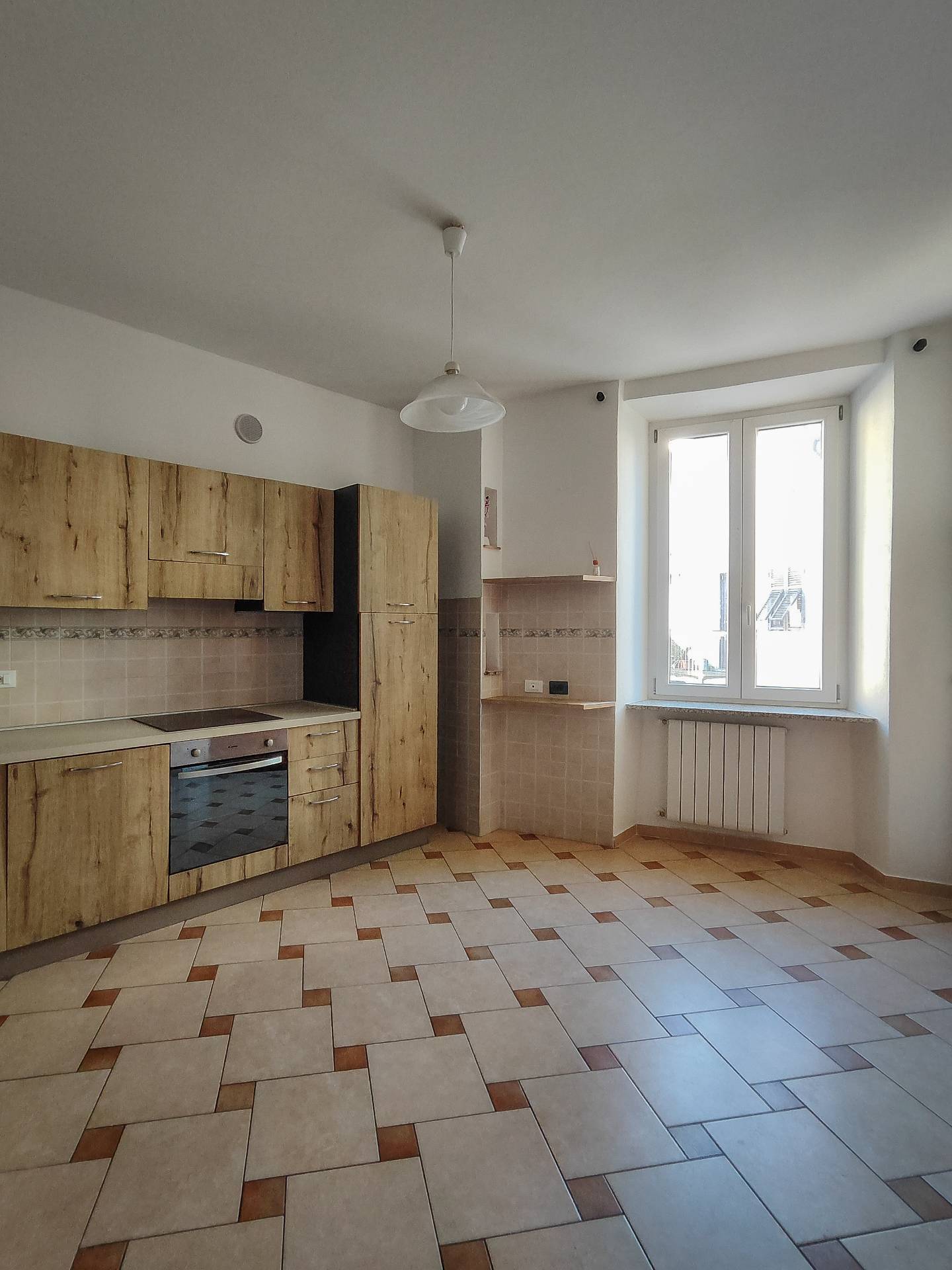 Casa Semindipendente in vendita a Cengio