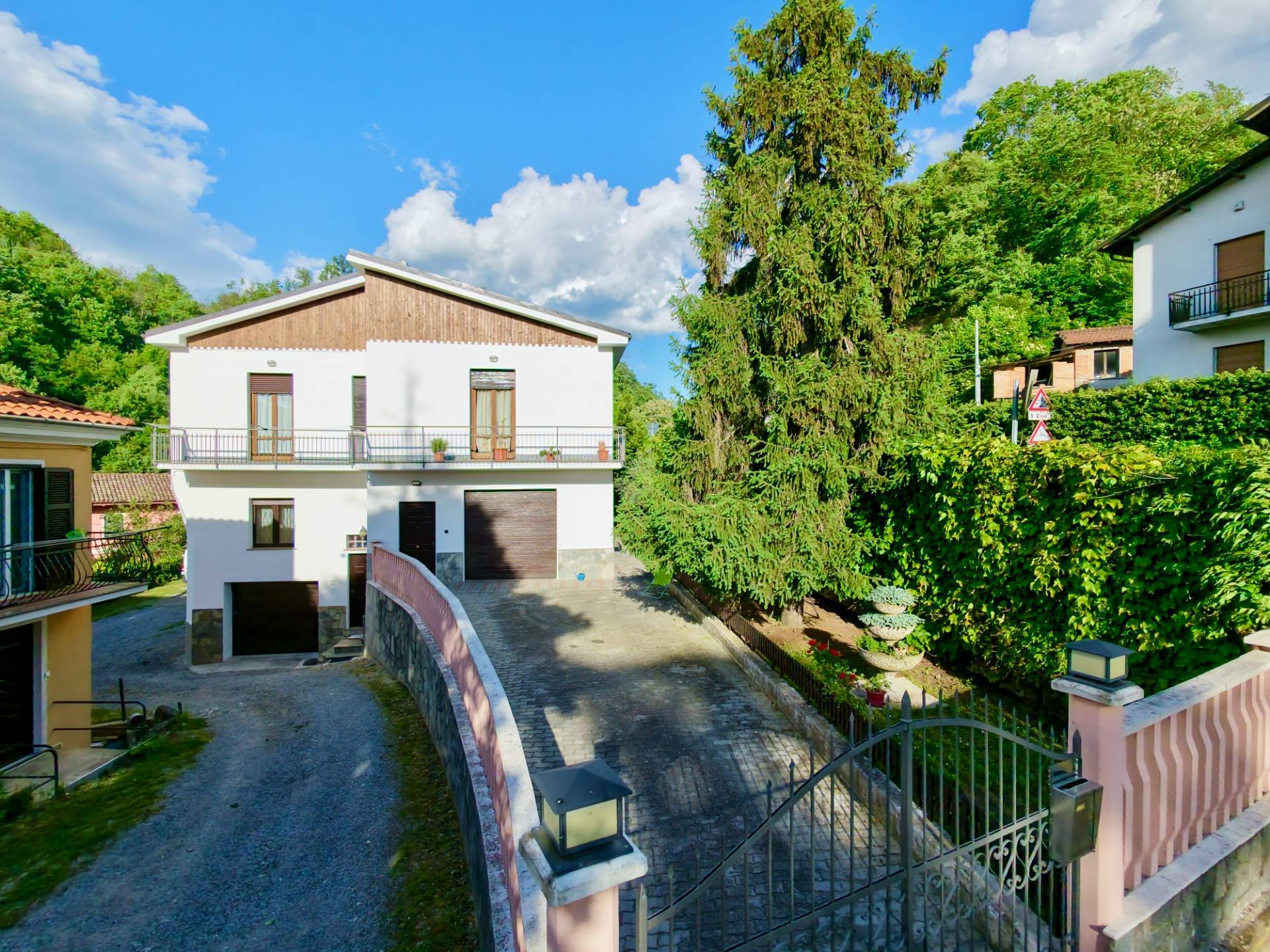 Villetta bifamigliare in vendita a Dego