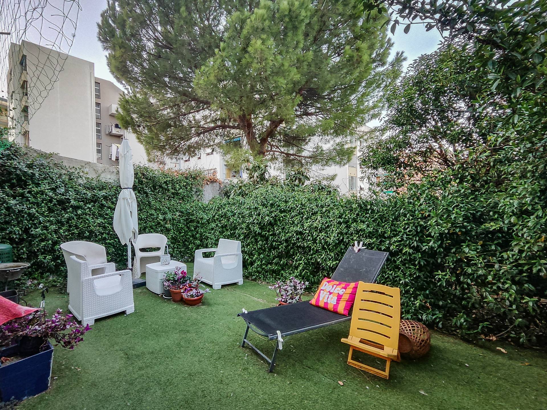 appartamento con giardino in vendita a Savona