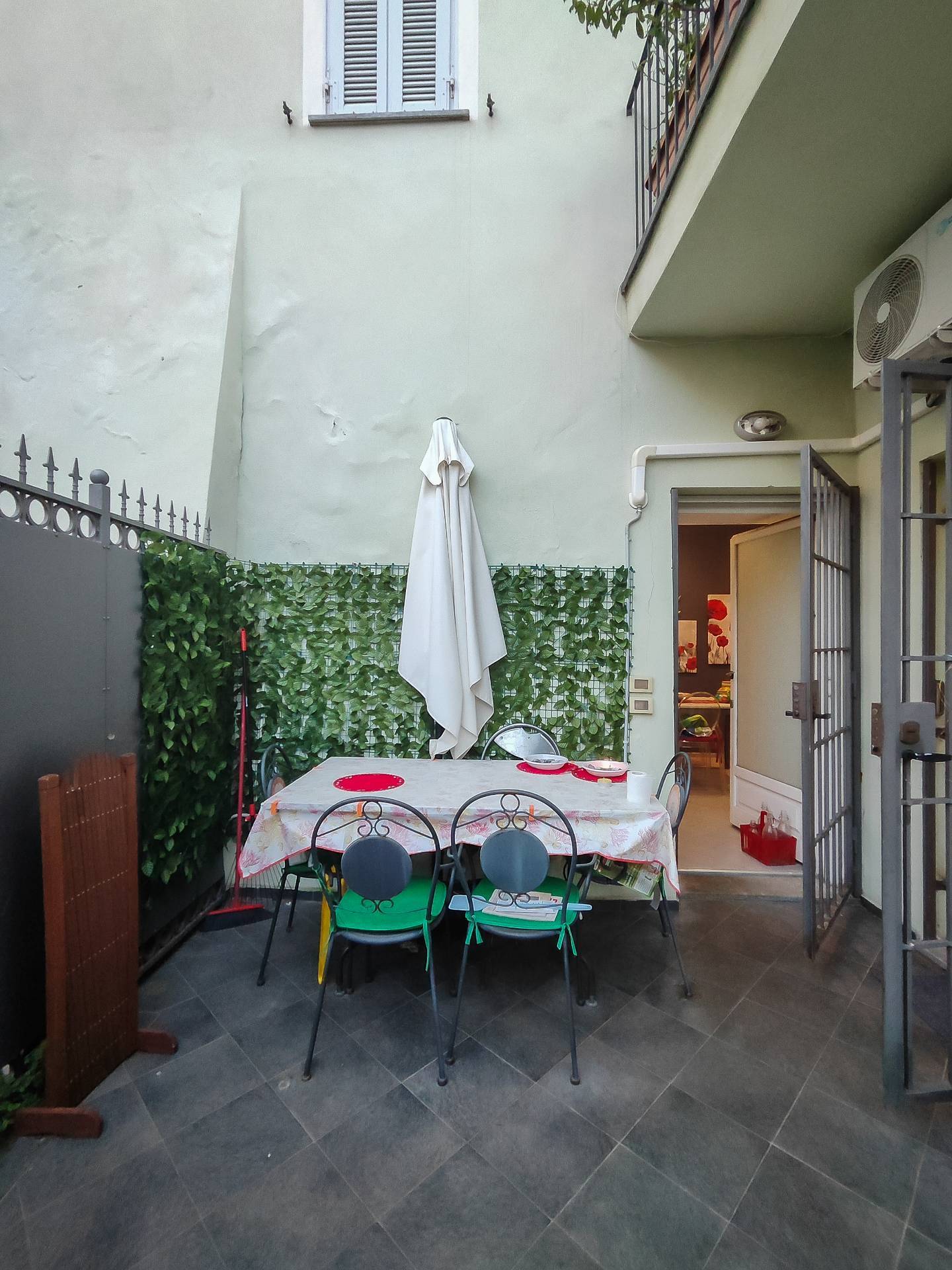 appartamento con giardino in vendita a Savona