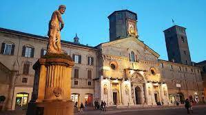 Attivit commerciale in vendita, Reggio Emilia centro storico