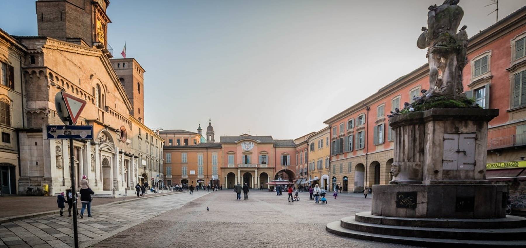 Attivit commerciale in vendita a Reggio nell'Emilia, Centro storico