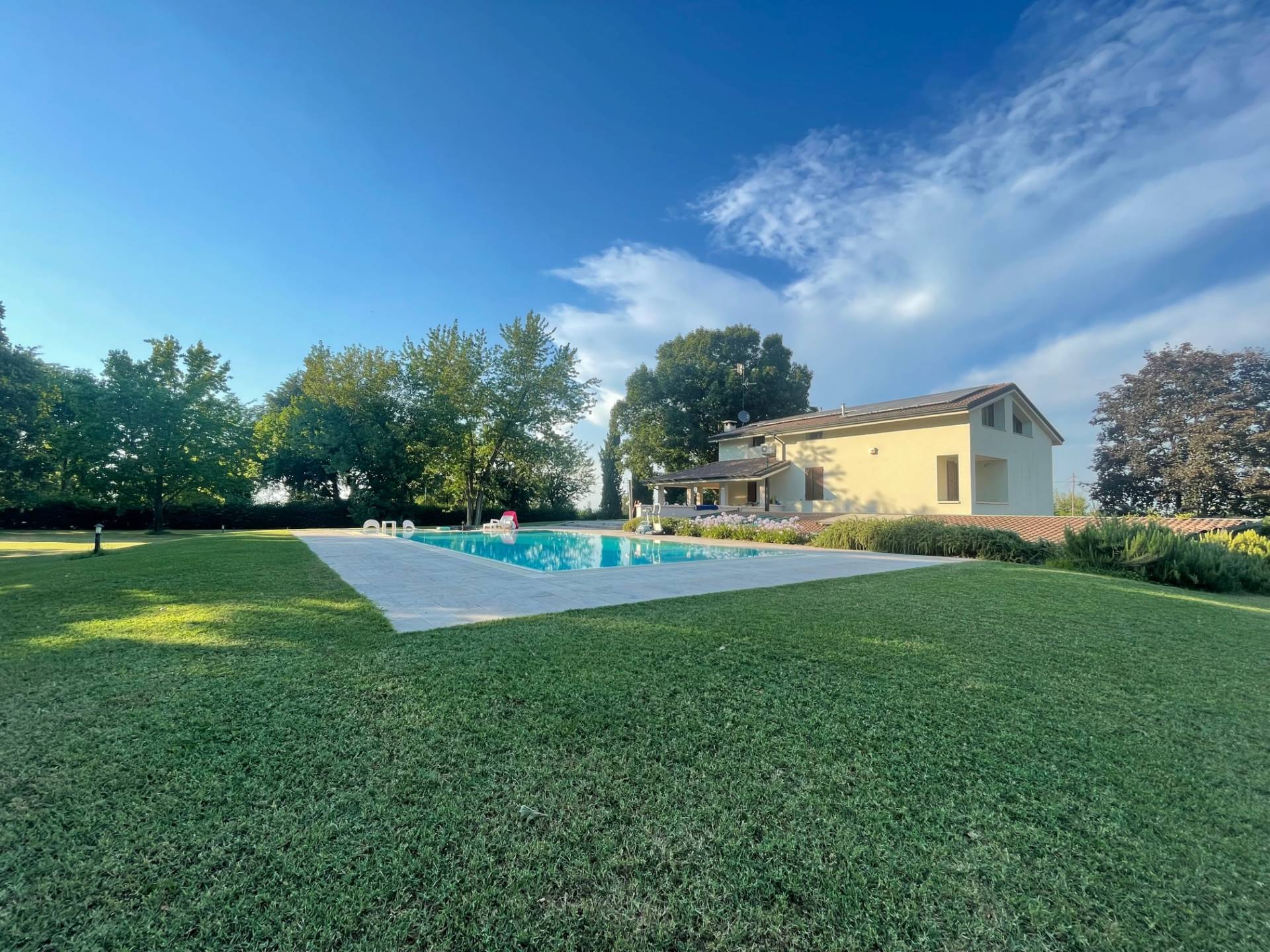 Villa singola in vendita a Cavriago, Cavriago