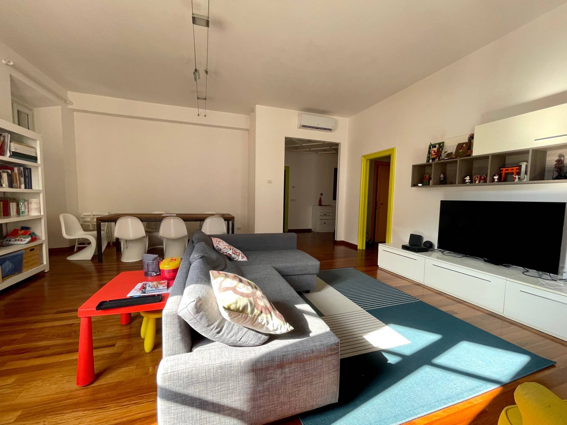 Appartamento in vendita a Reggio nell'Emilia, Centro storico