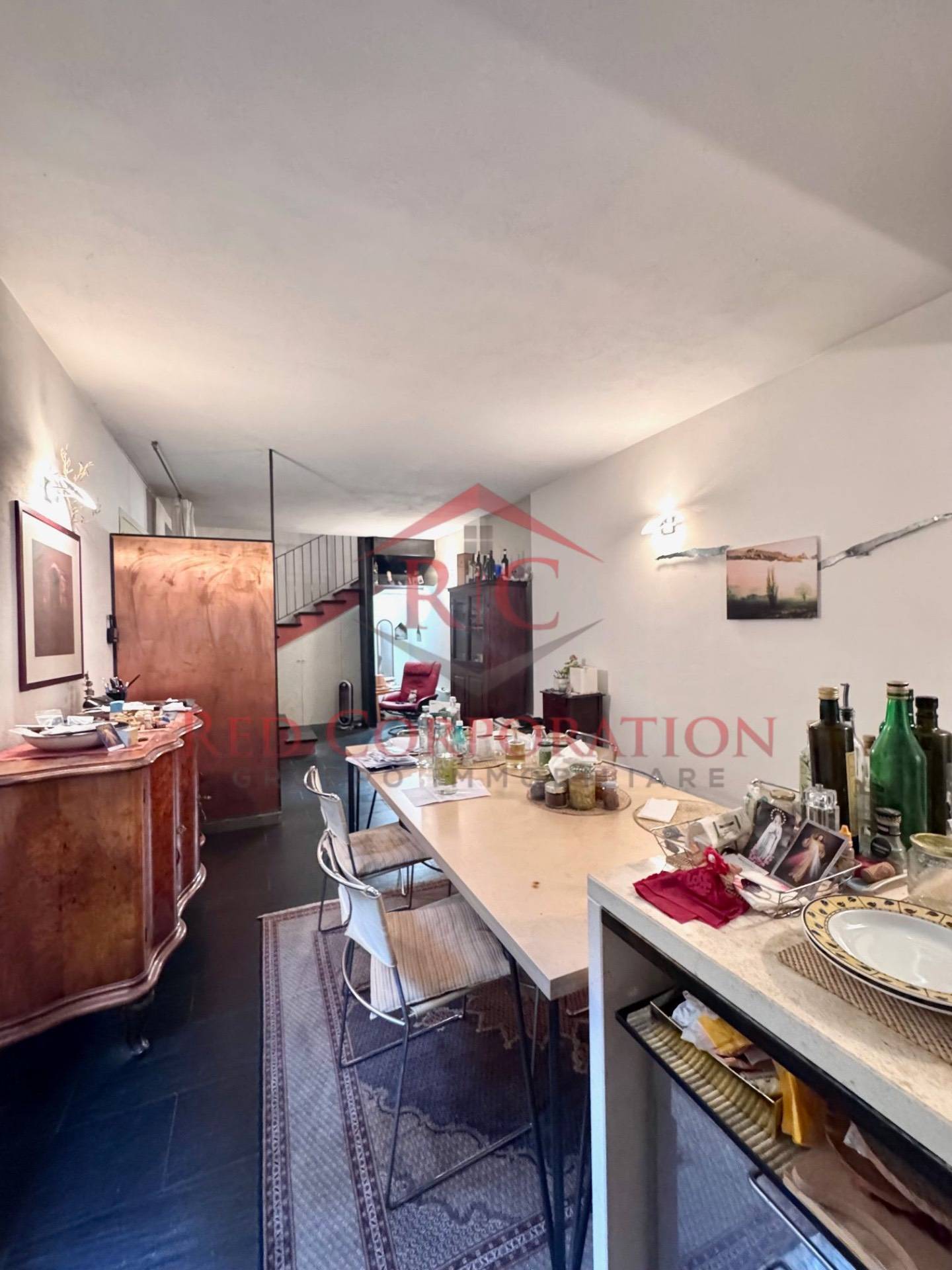 Porzione casa in vendita a Reggio nell'Emilia, Centro storico