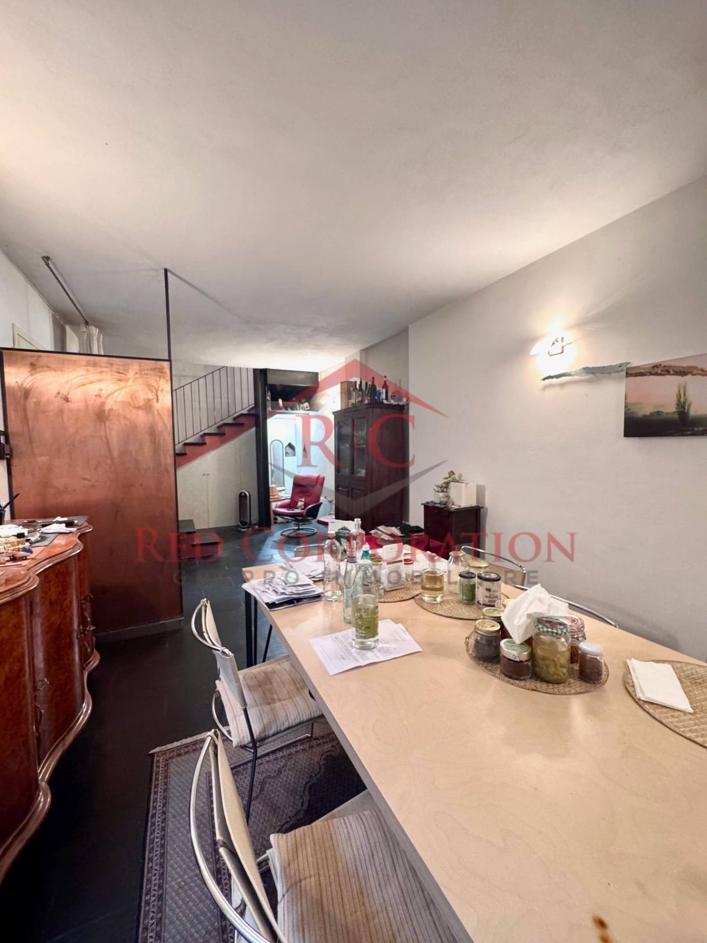 Porzione casa in vendita a Reggio nell'Emilia, Centro storico