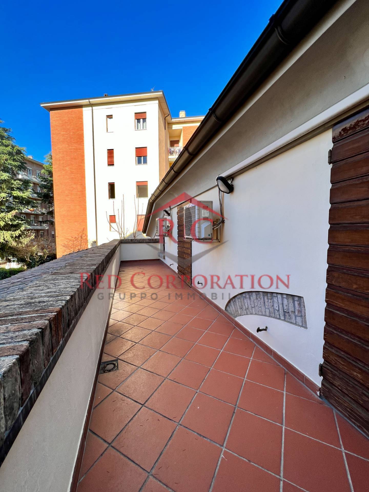 Ufficio in affitto a Reggio nell'Emilia, Centro storico