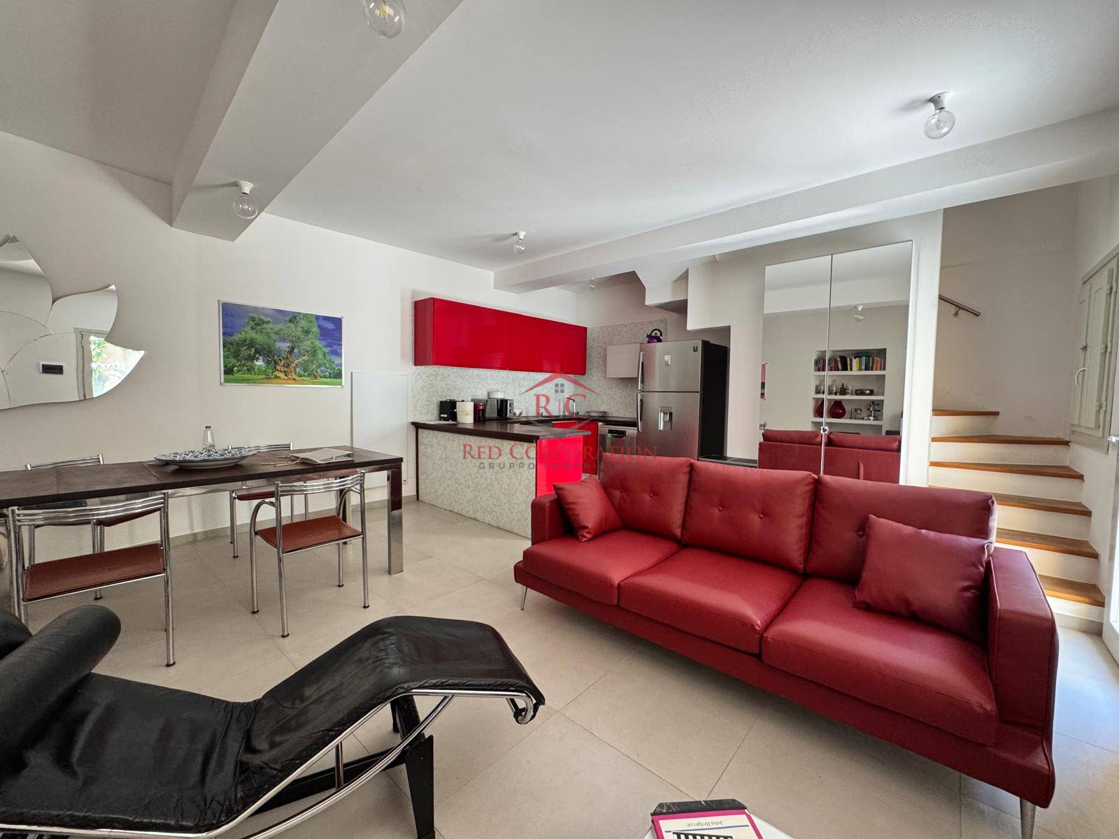 Porzione casa in vendita a Reggio nell'Emilia, Centro storico