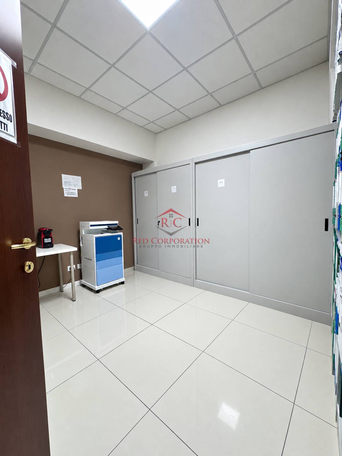 Ufficio in vendita a Reggio nell'Emilia, Pieve Modolena
