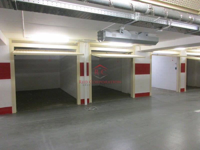 Box o garage in vendita a Reggio nell'Emilia, Centro storico