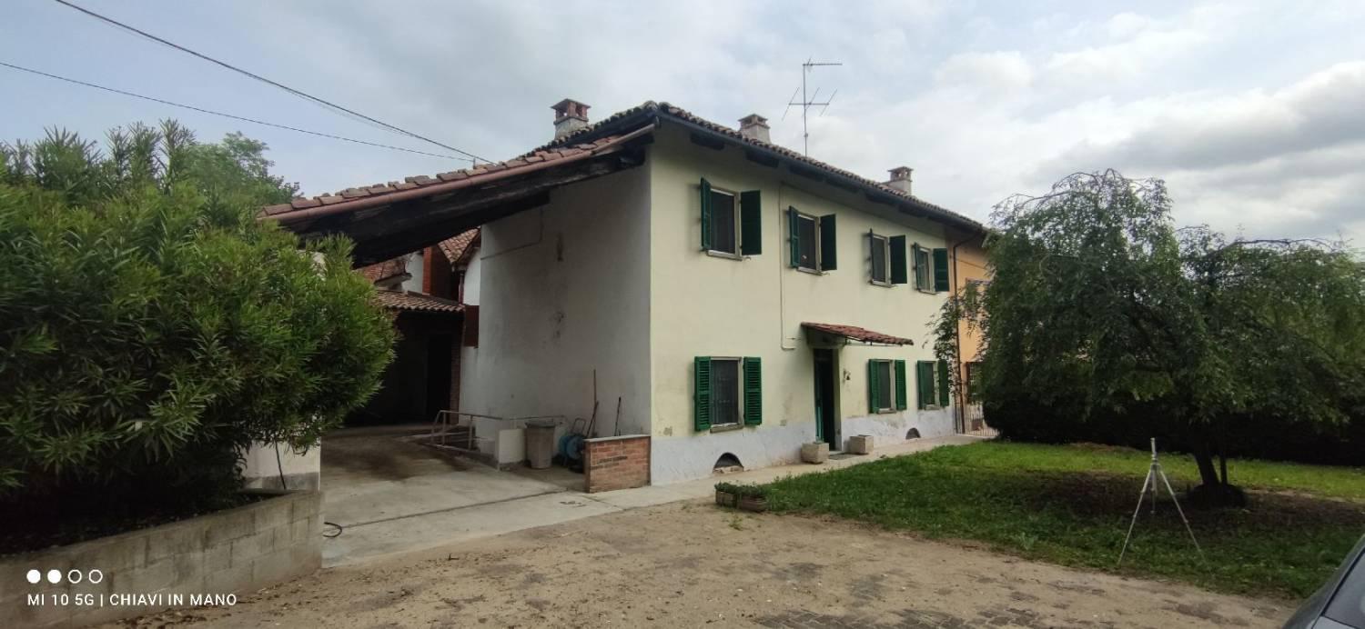 Casa indipendente con giardino a Vigliano d'Asti