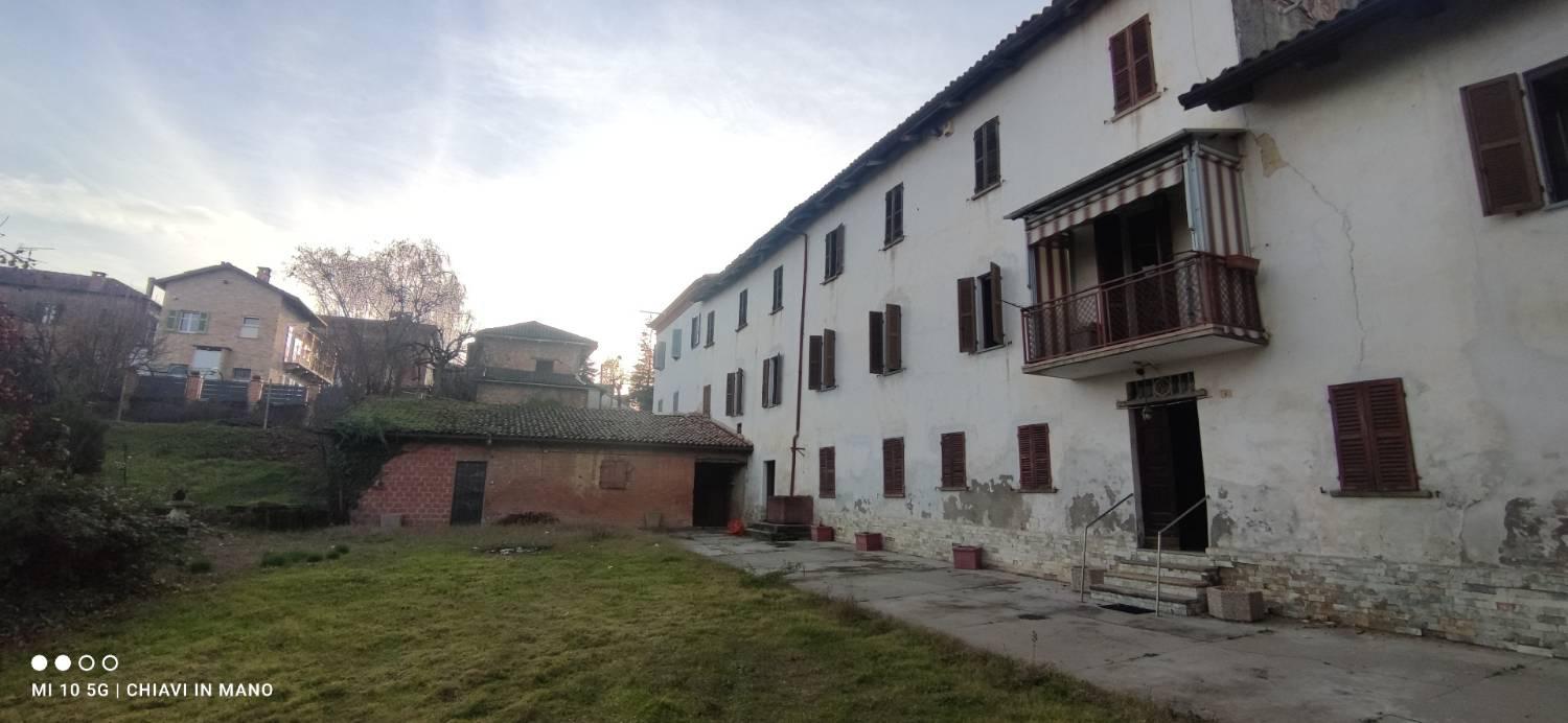 Casa indipendente da ristrutturare a Isola d'Asti