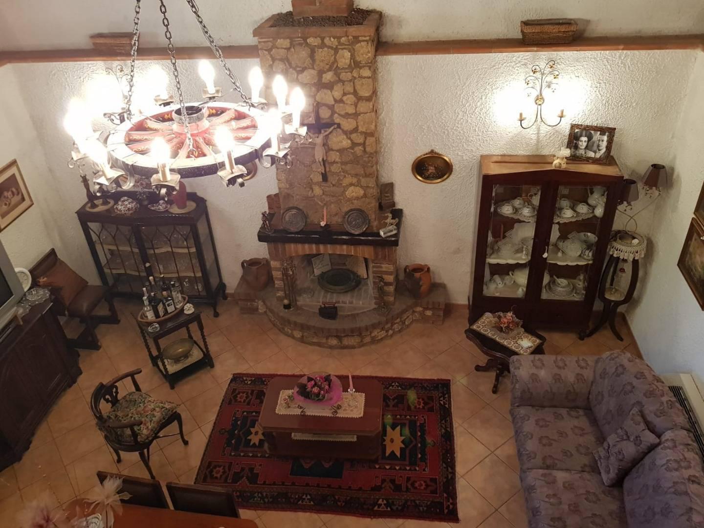 Villa con giardino a Zungri