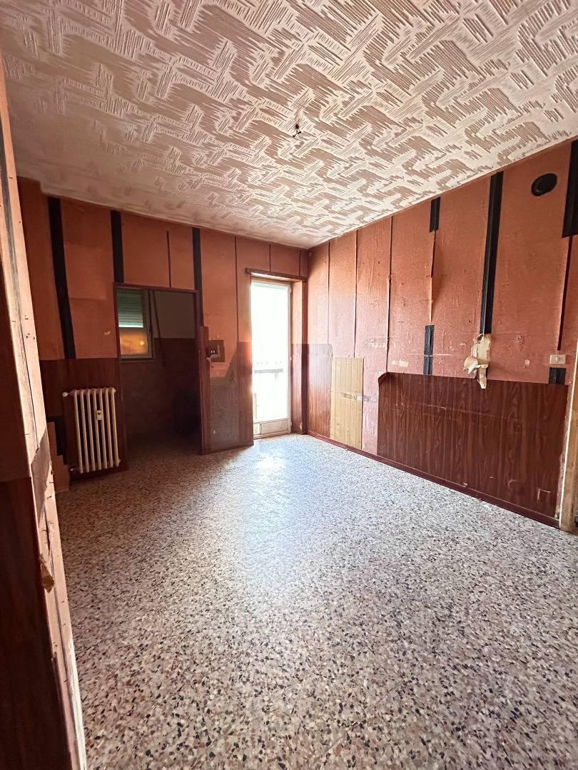 Bilocale da ristrutturare a La Cassa