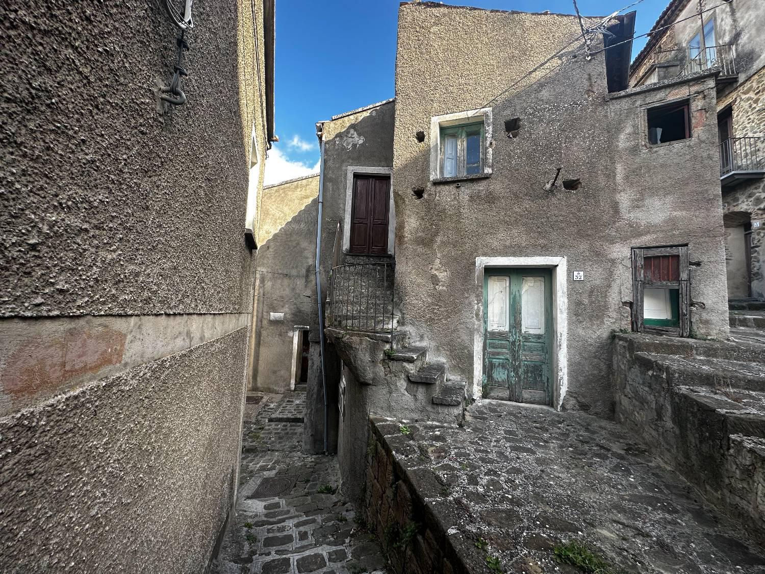 Casa indipendente ristrutturata a San Martino d'Agri