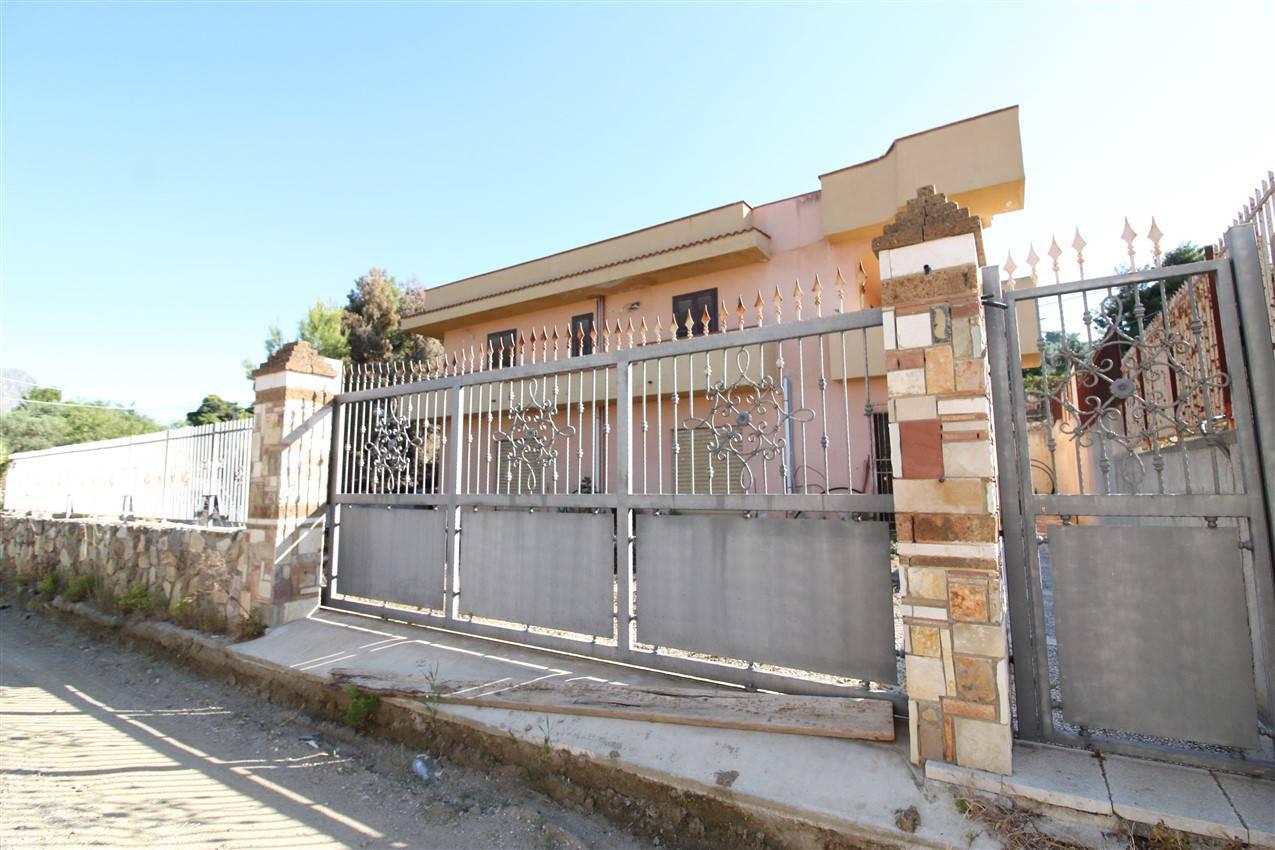 Magazzino da ristrutturare a Casteldaccia