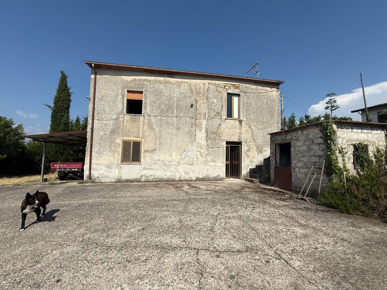 Casa indipendente con giardino a Altavilla Silentina