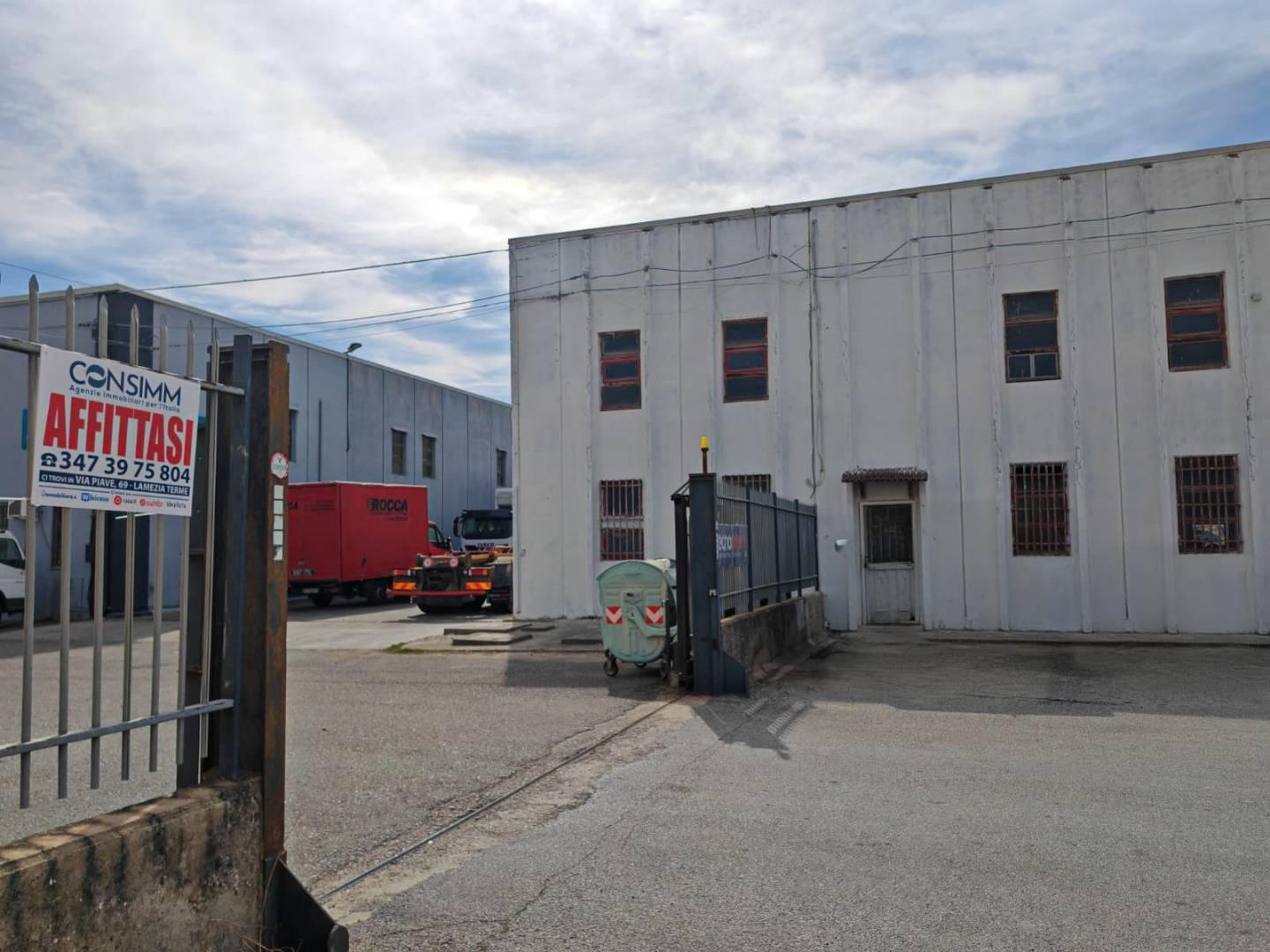 Capannone in affitto a Marcellinara