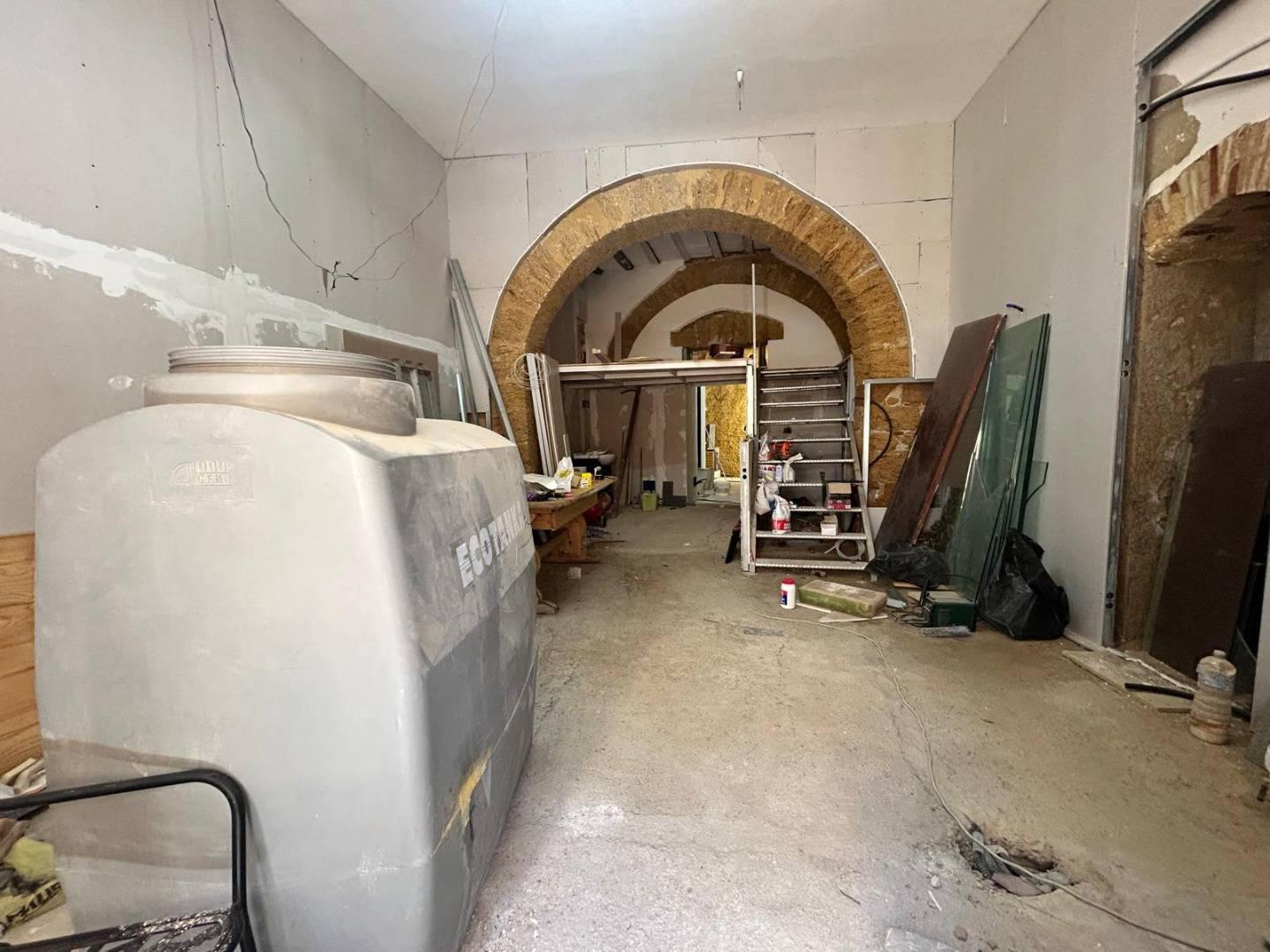 Magazzino in vendita a Agrigento