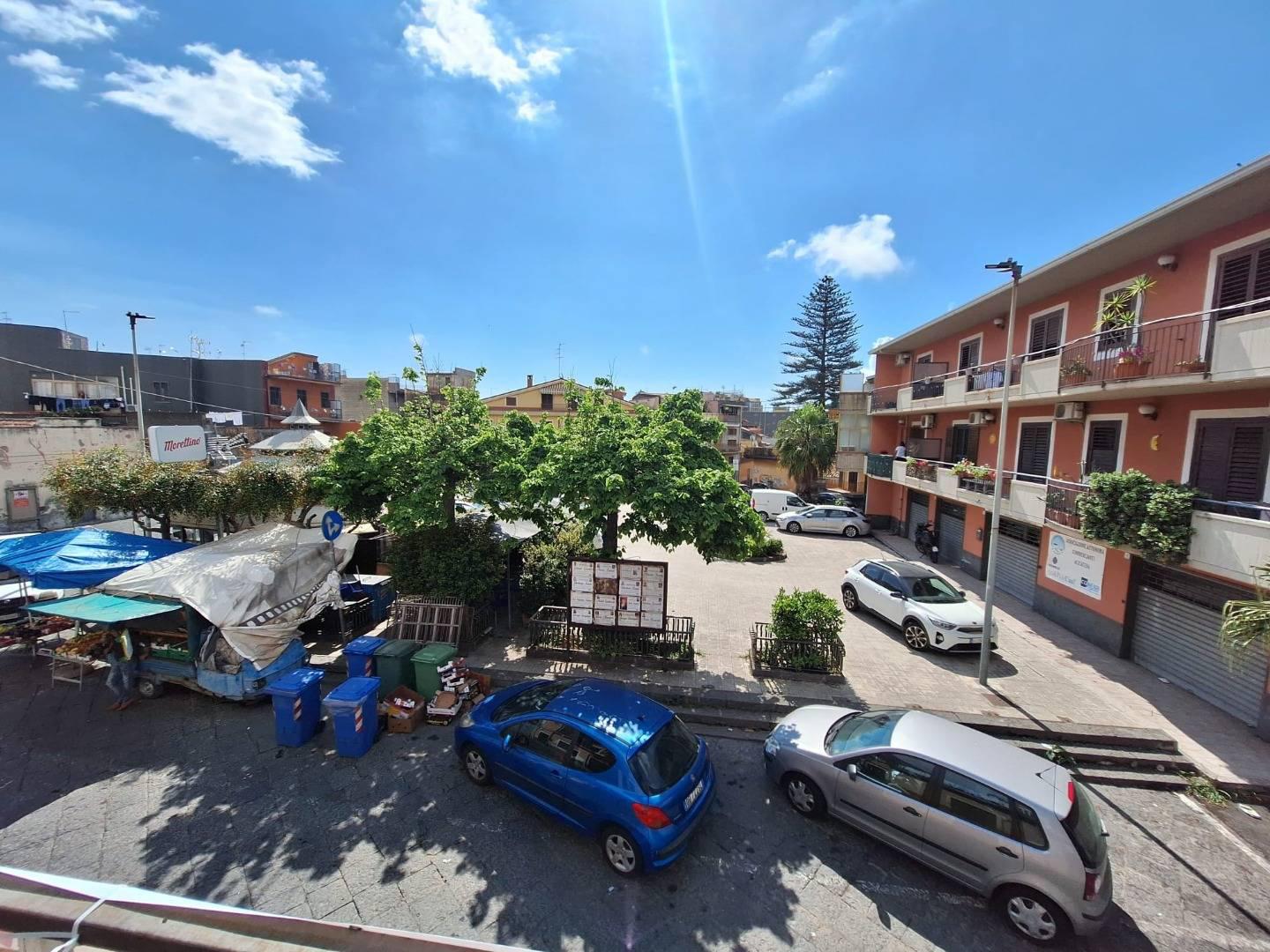 Casa indipendente con giardino a Aci Catena