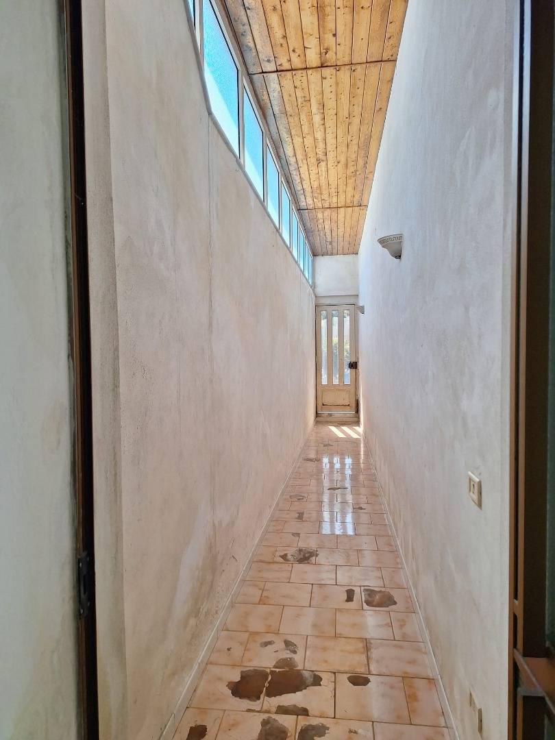 Casa indipendente con giardino a Aci Catena