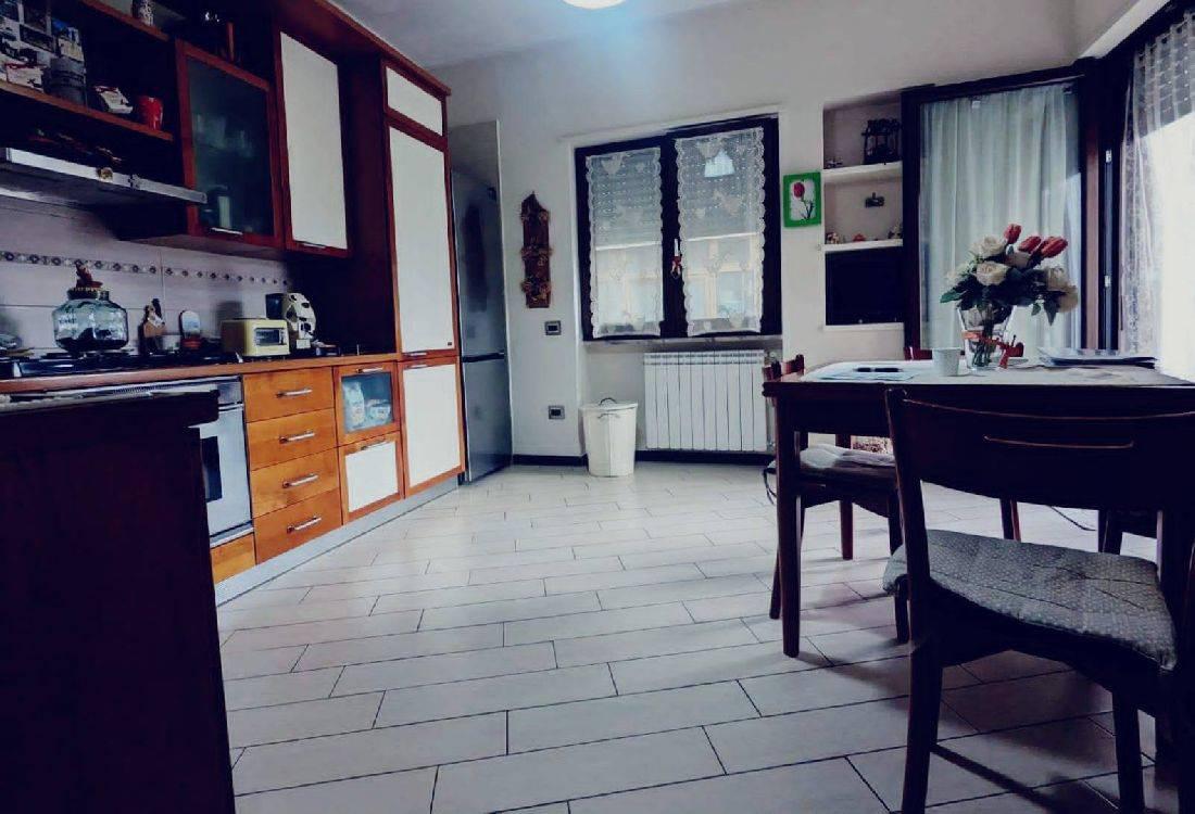 Quadrilocale ristrutturato a Torre Annunziata