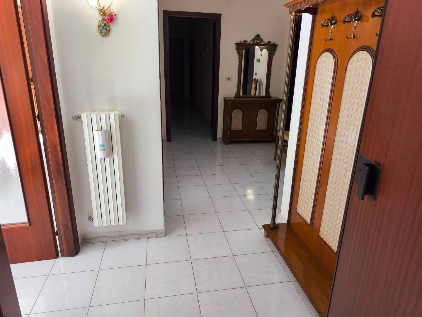 Appartamento con box a Avellino