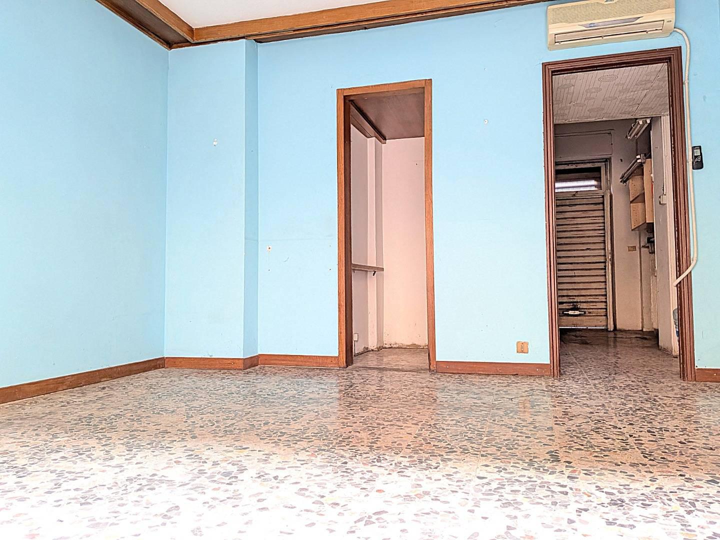 Locale commerciale in affitto a Torino